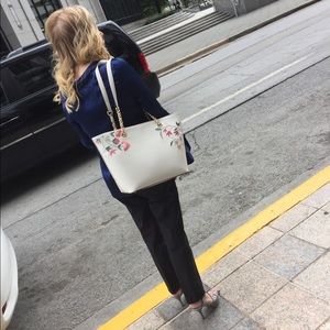 Meet your Posher, Luxeexecutive